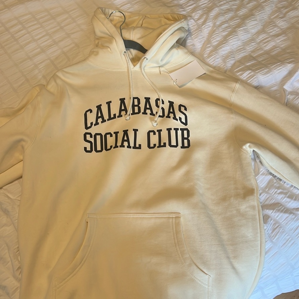 Cream Firstport sweatshirt, very good quality, NWT